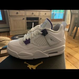 Youth Jordan 4 Retro